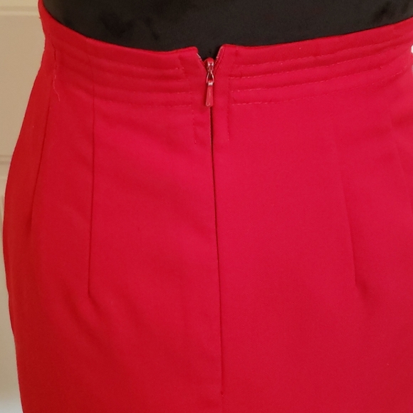 Skirt - Picture 5 of 7
